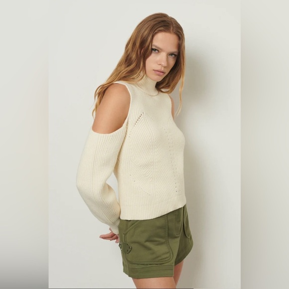 DEREK LAM 10 CROSBY ANITA COLD SHOULDER TURTLENECK - Picture 3 of 9